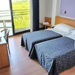 Fenix Hotel 3*